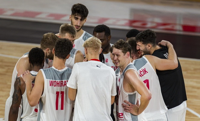 V. Kariniauskas buvo vienas „Brose“ pirmosios pergalės FIBA Europos taurėje kalvių